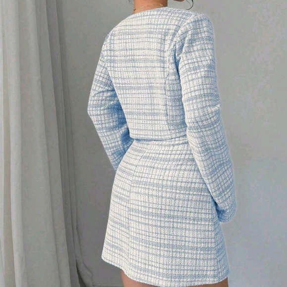 Women's Plaid Print Button Front Long Sleeve Jacket & Round Neck 2 peice set - Picture 2 of 4